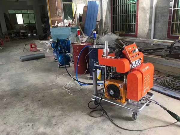 湖北聚脲喷涂机雕塑防腐选择液压H5600型(图4) 湖北聚脲喷涂机雕塑防腐选择液压H5600型