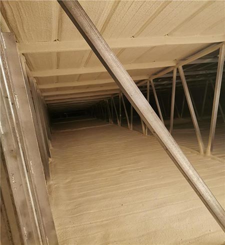 现场发泡聚氨酯喷涂适合建筑保温节能(图2) 屋顶保温聚氨酯喷涂施工